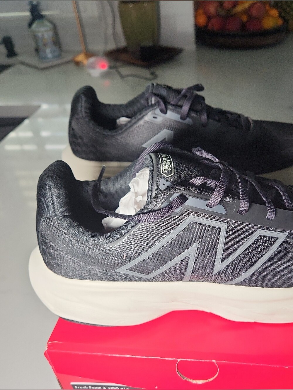 New Balance Fresh Foam Black Running Sneakers Mens Size 9.5